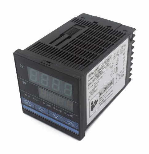 CD701 72*72mm AC 100-240V relay main output 1 alarm contact output and thermocouple or RTD input digital pid temperature controller