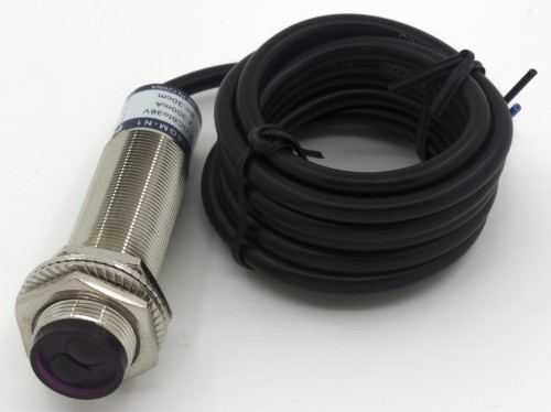 M18x1x63.5 30cm sensing HAM30-18GM N1 NPN NO diffuse reflective cylinder amplifier photoelectric sensor